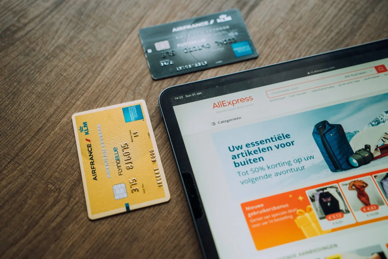 ecommerce-vs-online markeplace websites