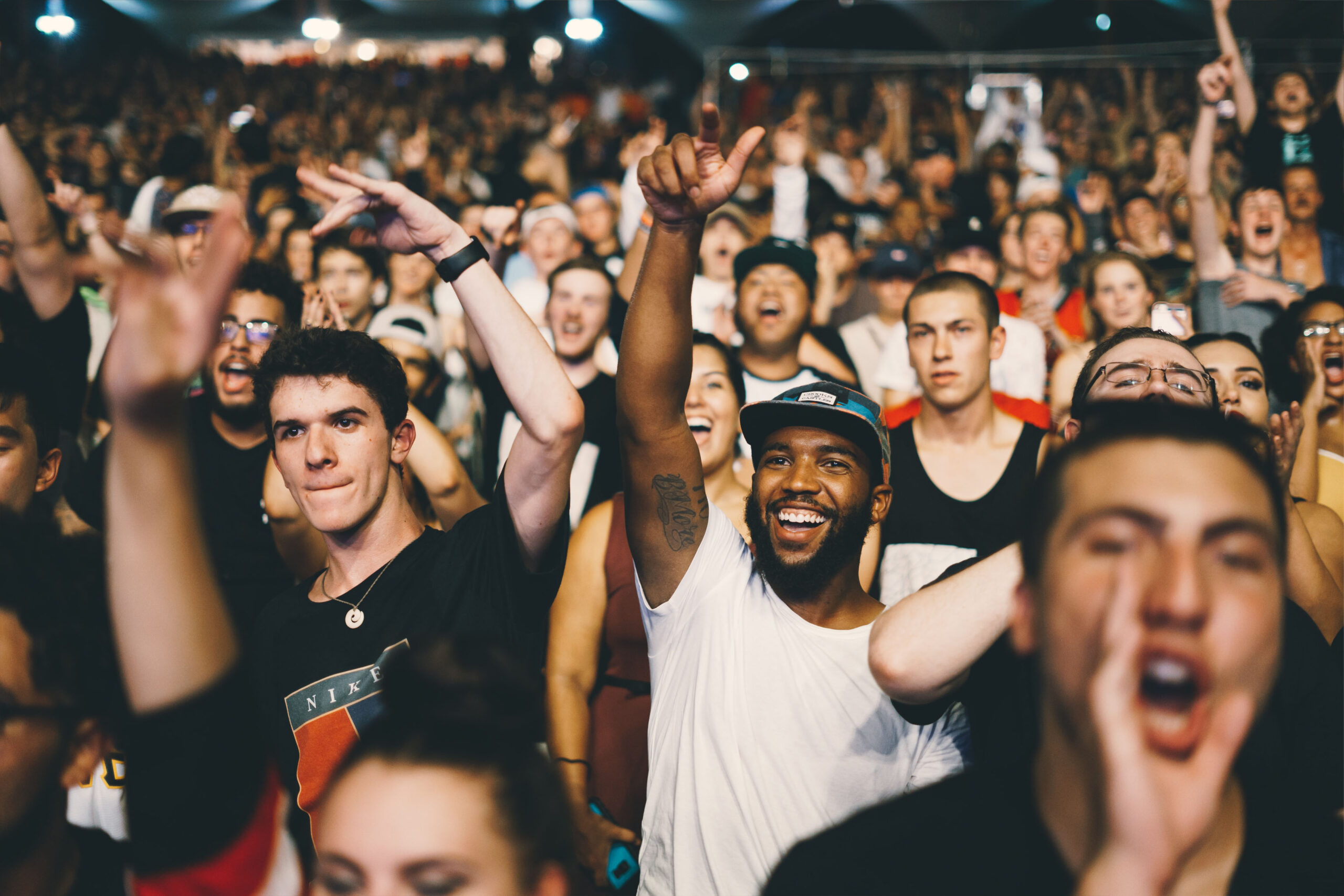 Is crowdfunding right for your marketplace startup? The Pros and Cons